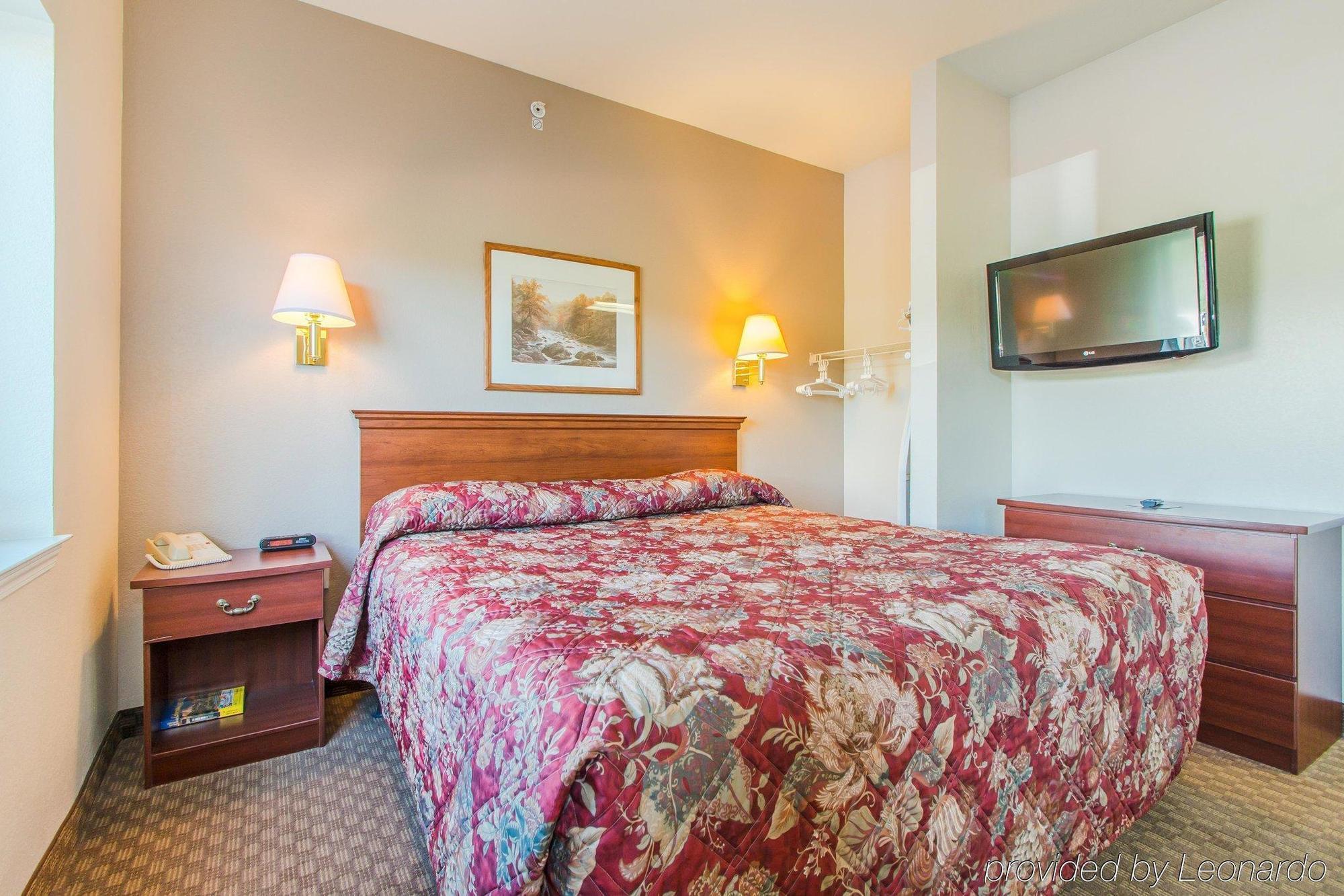 Intown Suites Extended Stay 科罗拉多斯普林斯 外观 照片