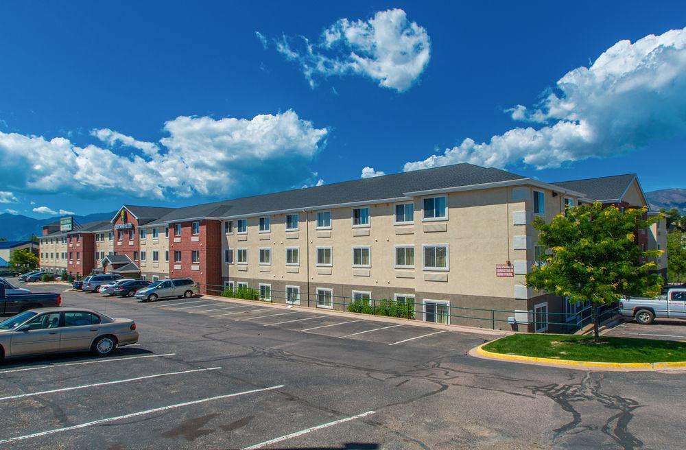 Intown Suites Extended Stay 科罗拉多斯普林斯 外观 照片